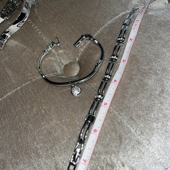 Anne Klein three-piece silver watch and bracelet set with crystals and gift box - Picture 10 of 11